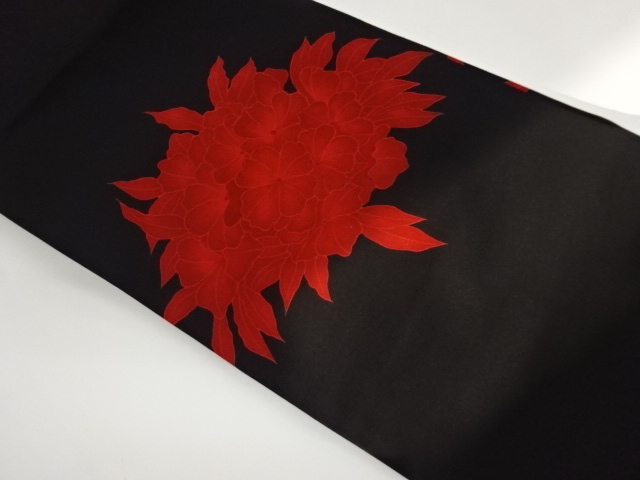 塩瀬花葉模様刺繍名古屋帯